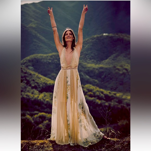 Free People Dresses & Skirts - Free People Queen of the Sun Gown